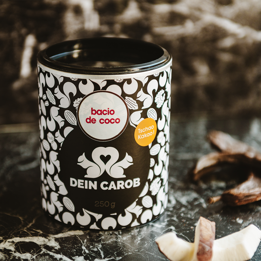 Unser Bio Getränkepulver auf Carobbasis mit Kokos
