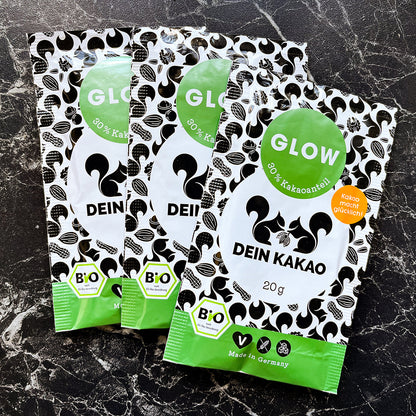GLOW Bio-Trinkschokoladenpulver mit Matcha, Chlorella und Spirulina 20er-Box 400 g