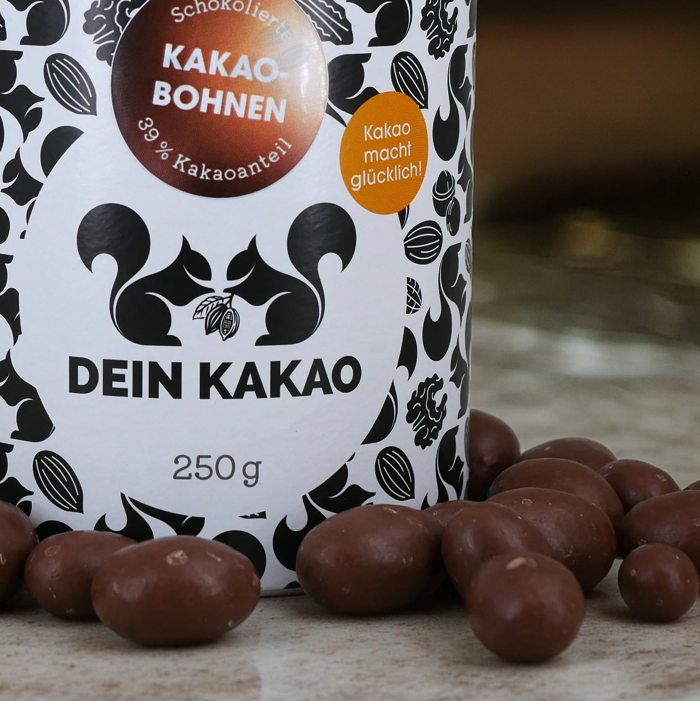 Karamellisierte Kakaobohnen in Bio Hafer-Mandel-Kakaomasse mit 39%-Kakaogehalt und Dattelpulver 250 g